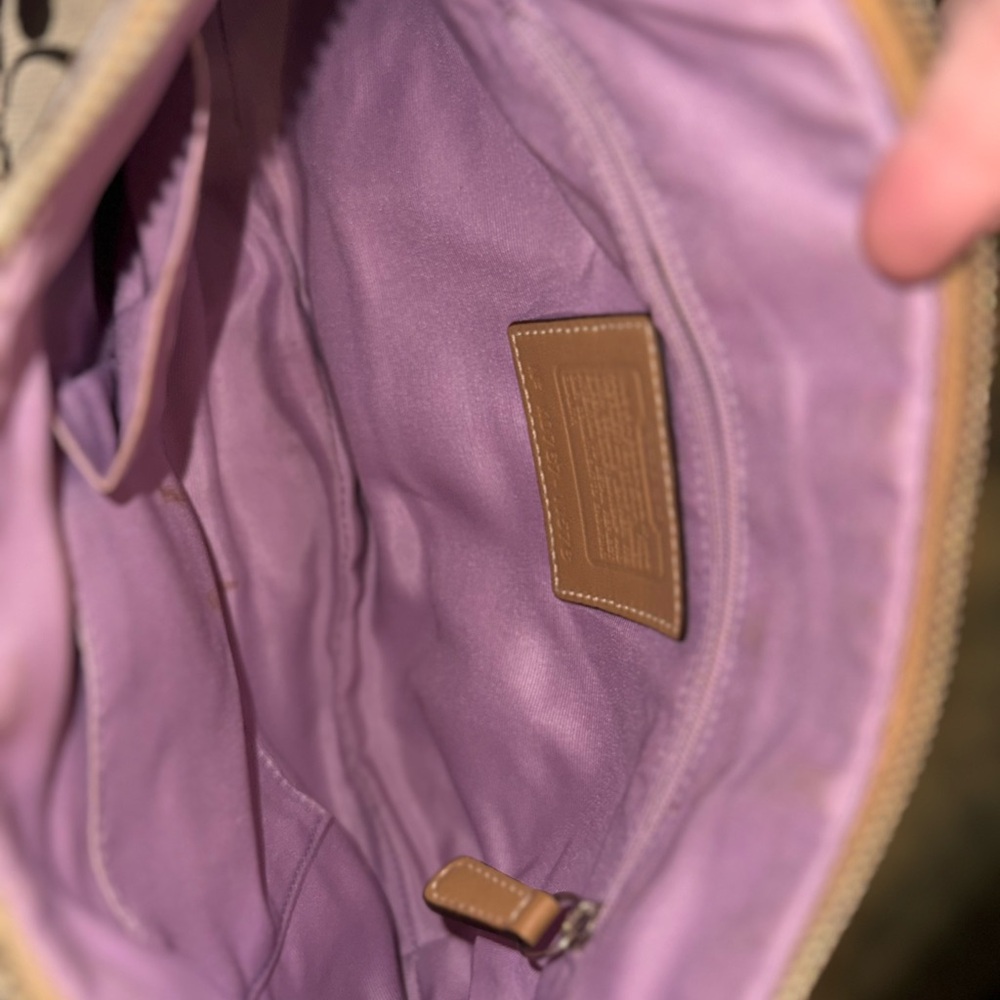 SOLD 1124/2025 Coach K0767-11576 Large Leather Hampton - Picture 10 of 15